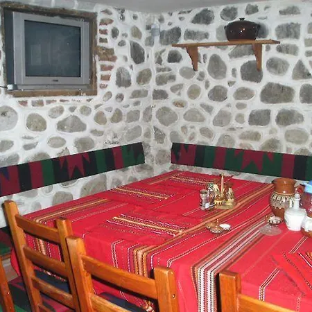 Casa de hóspedes Lirik